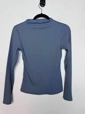 A New Day mock neck top blue ribbed